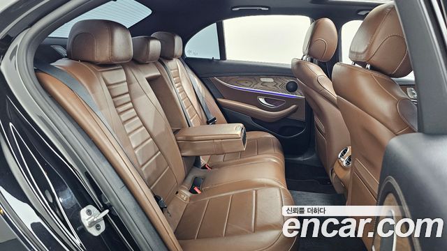 Mercedes-Benz E-Class (W213) E250 Exclusive 2021 — фото 12