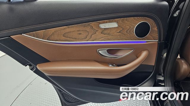 Mercedes-Benz E-Class (W213) E250 Exclusive 2021 — фото 25