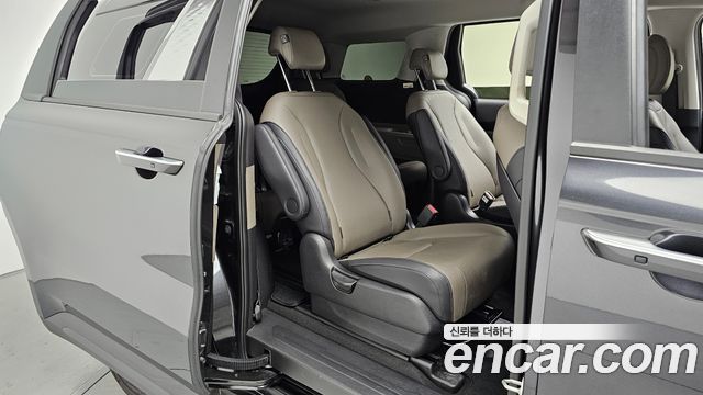 Kia Carnival (IV) Diesel 9-Seater Prestige 2025 — фото 12