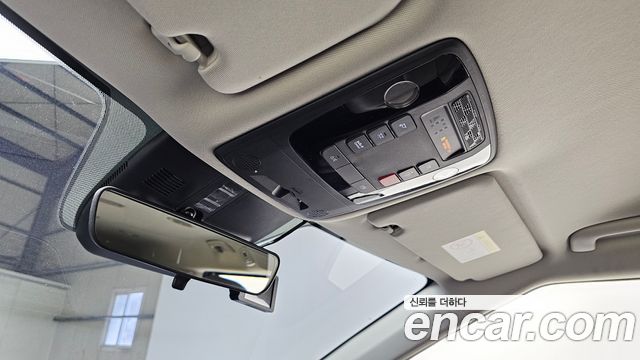 Kia Carnival (IV) Diesel 9-Seater Prestige 2025 — фото 15