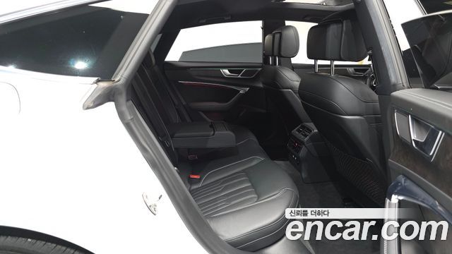 Audi A7 (4K) 55 TFSI Quattro Premium 2020 — фото 11
