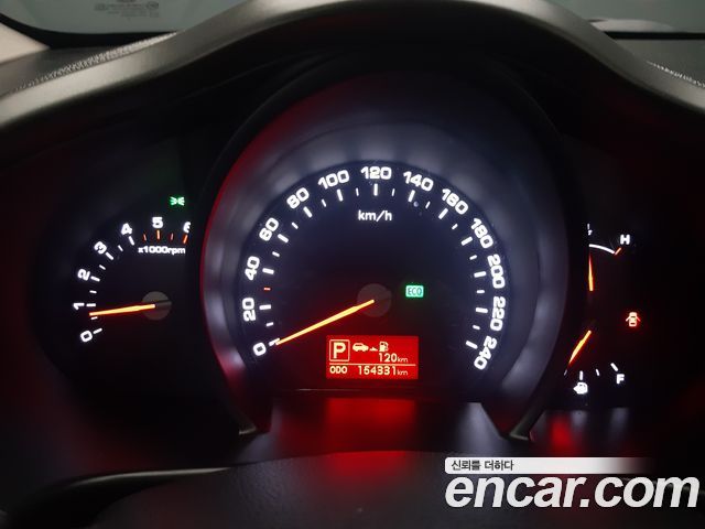 Kia Sportage R Diesel 2WD TLX High-Deluxe 2012 — фото 8