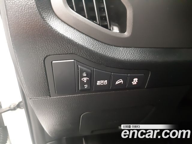 Kia Sportage R Diesel 2WD TLX High-Deluxe 2012 — фото 20