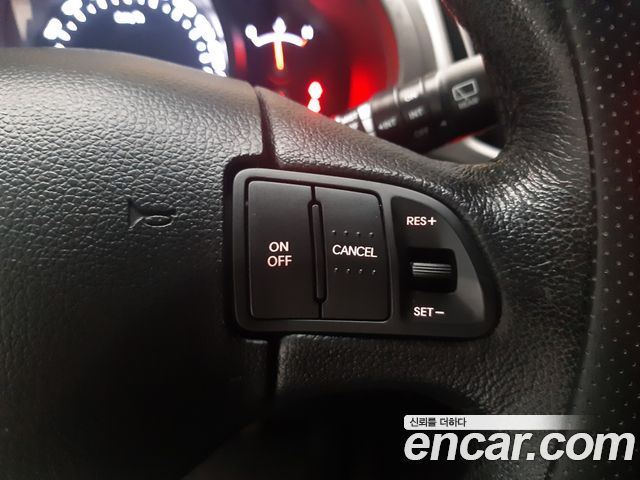 Kia Sportage R Diesel 2WD TLX High-Deluxe 2012 — фото 23