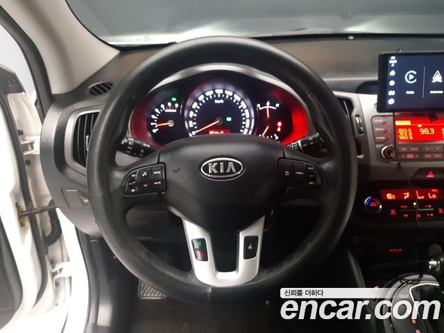 Kia Sportage R Diesel 2WD TLX High-Deluxe 2012 — фото 24