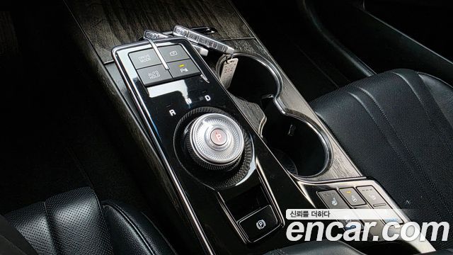 Kia K8 2.5 Gasoline 2WD Noblesse 2022 — фото 9