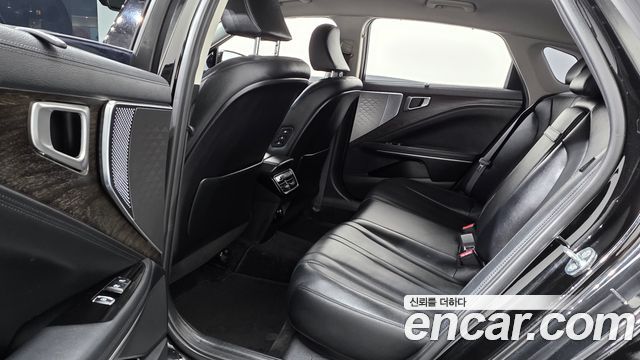 Kia K8 2.5 Gasoline 2WD Noblesse 2022 — фото 12