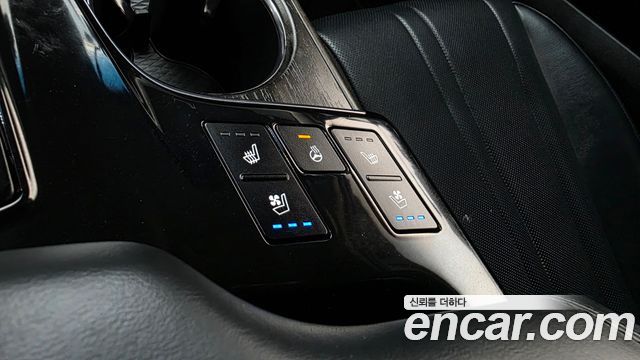 Kia K8 2.5 Gasoline 2WD Noblesse 2022 — фото 17