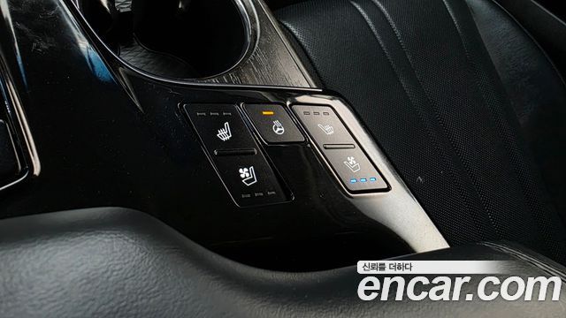 Kia K8 2.5 Gasoline 2WD Noblesse 2022 — фото 30