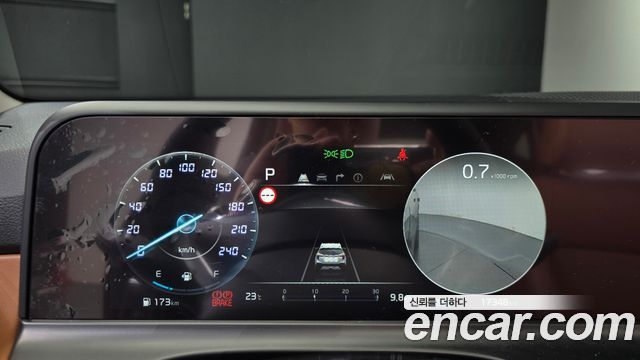 Kia Seltos Gasoline 1.6 Turbo 2WD Signature 2025 — фото 8