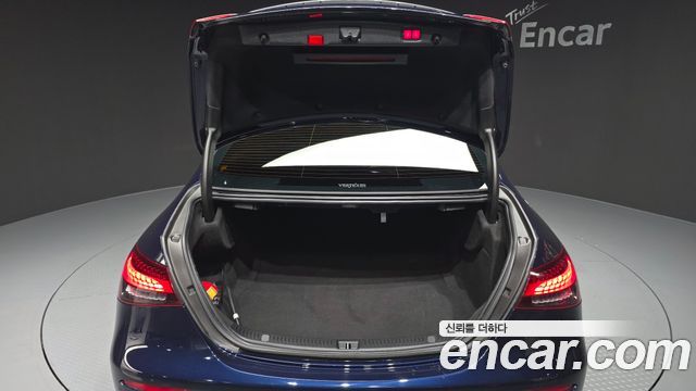 Mercedes-Benz E-Class (W213) E250 Avantgarde 2021 — фото 20