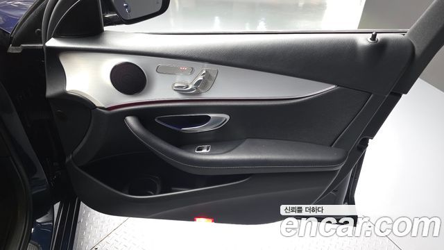 Mercedes-Benz E-Class (W213) E250 Avantgarde 2021 — фото 24