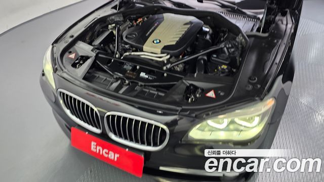 BMW 7 Series (F01) 750Ld xDrive Individual 2015 — фото 6
