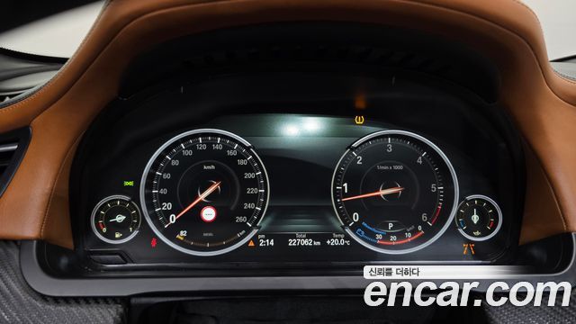 BMW 7 Series (F01) 750Ld xDrive Individual 2015 — фото 8