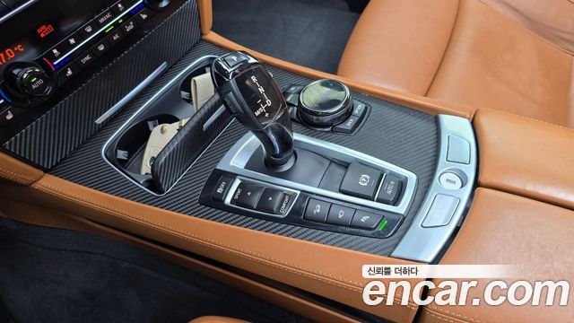 BMW 7 Series (F01) 750Ld xDrive Individual 2015 — фото 9