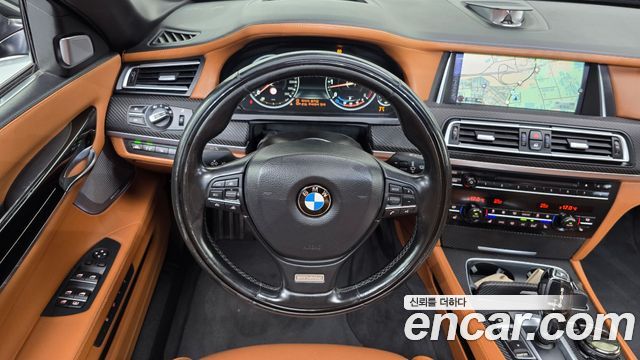 BMW 7 Series (F01) 750Ld xDrive Individual 2015 — фото 13