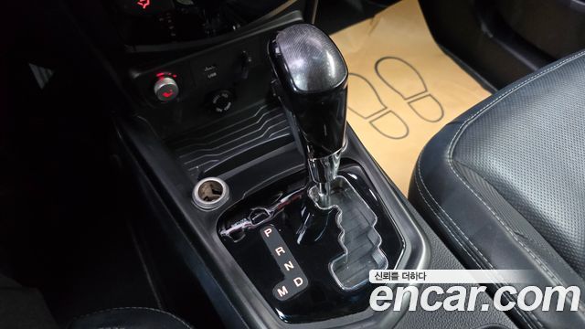 KG Mobility (SsangYong) Tivoli Diesel LX 2WD 2017 — фото 9