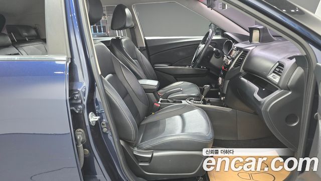 KG Mobility (SsangYong) Tivoli Diesel LX 2WD 2017 — фото 11