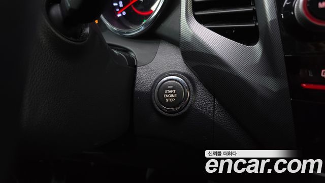 KG Mobility (SsangYong) Tivoli Diesel LX 2WD 2017 — фото 19