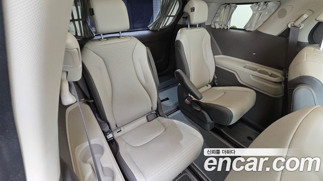Kia Carnival (IV) Gasoline 9-Seater Hi-Limousine Signature 2023 — фото 13