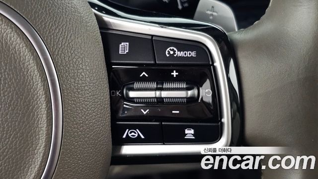 Kia Carnival (IV) Gasoline 9-Seater Hi-Limousine Signature 2023 — фото 18