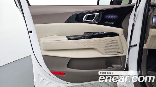 Kia Carnival (IV) Gasoline 9-Seater Hi-Limousine Signature 2023 — фото 24
