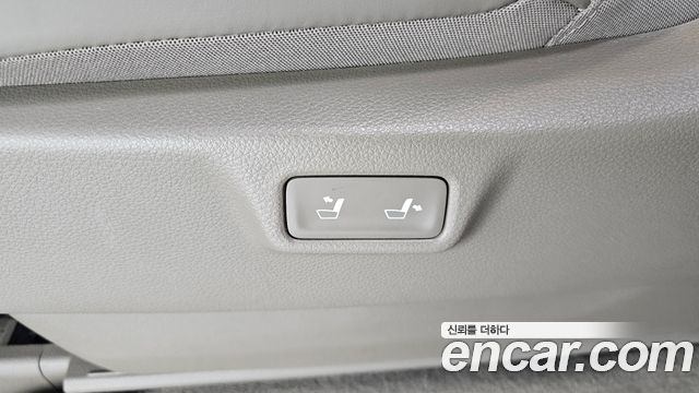 Kia Carnival (IV) Gasoline 9-Seater Hi-Limousine Signature 2023 — фото 33