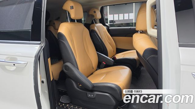 Kia Carnival (IV) Diesel 9-Seater Noblesse 2023 — фото 11