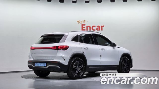 Mercedes-Benz EQA (H243) EQA250 AMG Line 2023 — фото 2