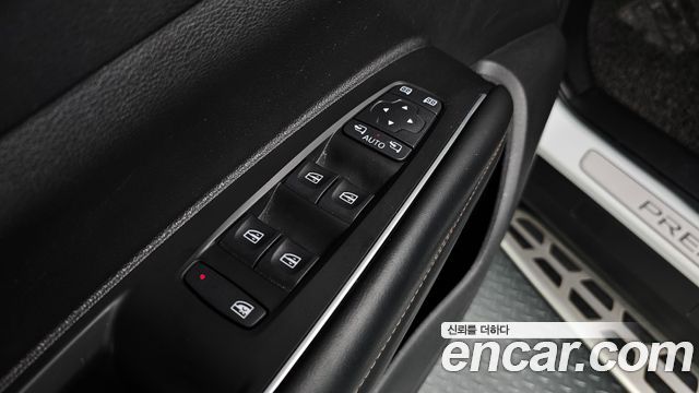 Renault Korea QM6 2.0 GDe PREMIERE 2WD 2021 — фото 28