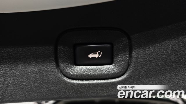 Renault Korea QM6 2.0 GDe PREMIERE 2WD 2021 — фото 36
