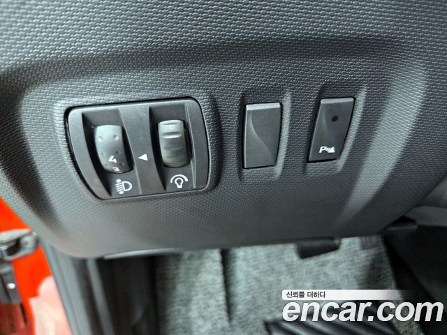 Renault Korea QM3 RE 2014 — фото 18