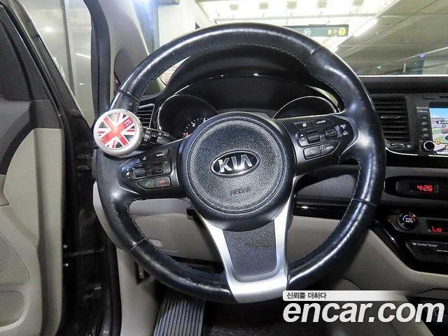 Kia Carnival 11-seater Prestige 2016 — фото 8