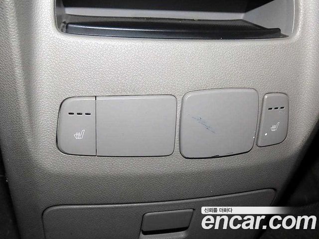 Kia Carnival 11-seater Prestige 2016 — фото 19
