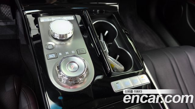 Genesis G80 (RG3) Gasoline 2.5 Turbo 2WD 2025 — фото 9