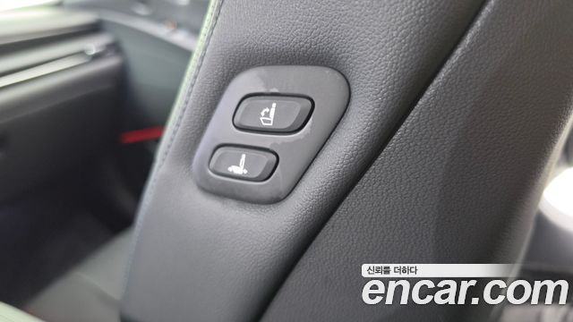 Genesis G80 (RG3) Gasoline 2.5 Turbo 2WD 2025 — фото 17
