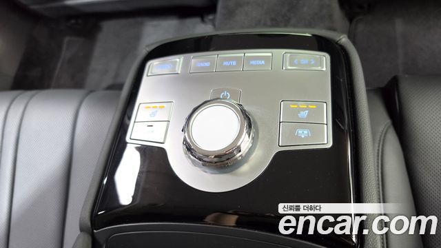Genesis G80 (RG3) Gasoline 2.5 Turbo 2WD 2025 — фото 19