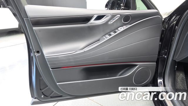 Genesis G80 (RG3) Gasoline 2.5 Turbo 2WD 2025 — фото 24