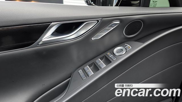 Genesis G80 (RG3) Gasoline 2.5 Turbo 2WD 2025 — фото 29