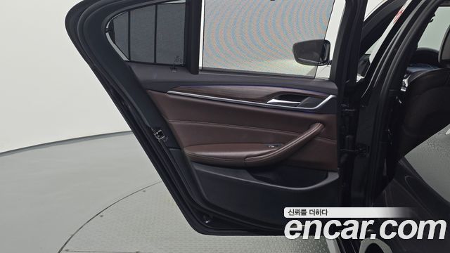 BMW 5 Series (G30) 530i M Sport Package Plus 2020 — фото 25