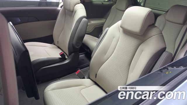 Kia Carnival (IV) Gasoline 9-Seater Signature 2025 — фото 30