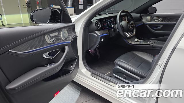 Mercedes-Benz E-Class (W213) E350 4MATIC AMG Line 2023 — фото 10
