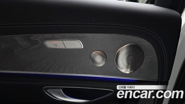 Mercedes-Benz E-Class (W213) E350 4MATIC AMG Line 2023 — фото 28