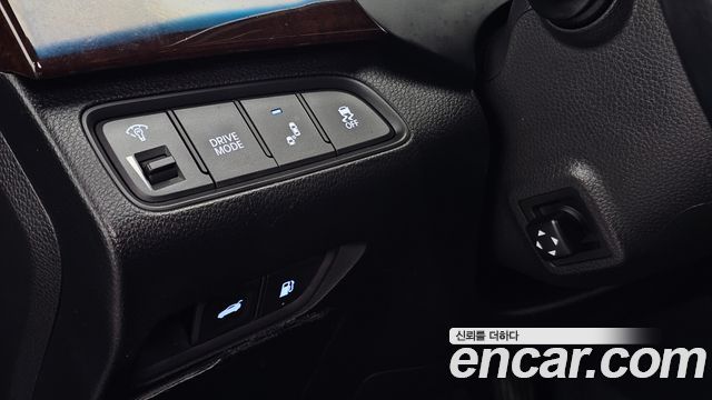 Hyundai Grandeur (HG) HG220 Diesel Premium 2016 — фото 19