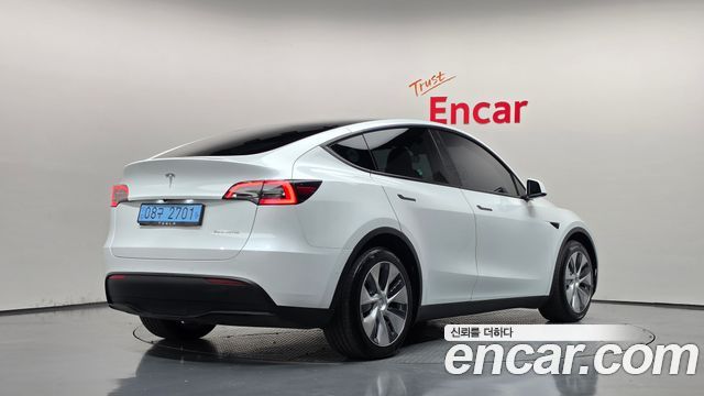 Tesla Model Y Long Range AWD 2022 — фото 2