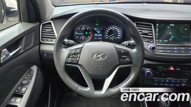 Hyundai Tucson Diesel 1.7 2WD Modern 2016 — фото 13