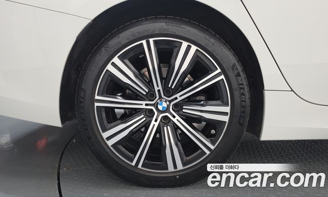 BMW 3 Series (G20) 320i 2025 — фото 5