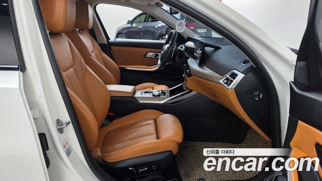 BMW 3 Series (G20) 320i 2025 — фото 10