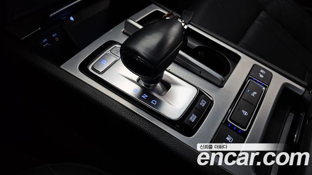 Genesis G80 3.3 GDI AWD Luxury 2017 — фото 9