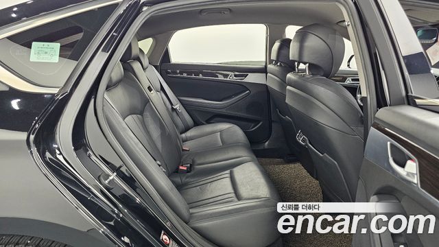 Genesis G80 3.3 GDI AWD Luxury 2017 — фото 26